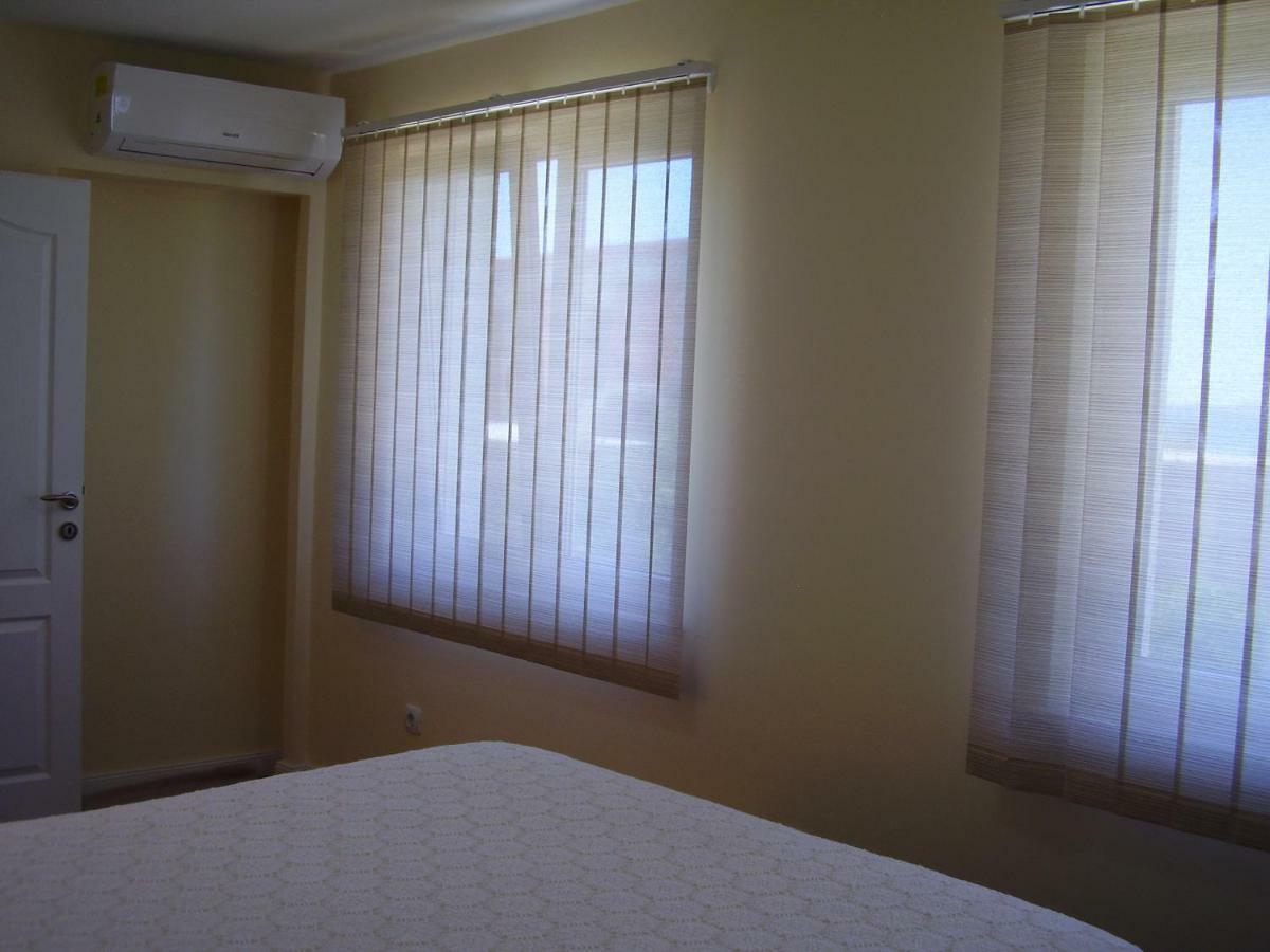 Water View Brand New Apartment, Short Stroll To Beach, Peaceful! Košljun Buitenkant foto
